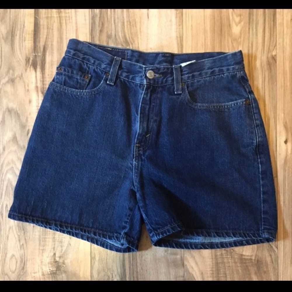 Levi’s denim shorts
